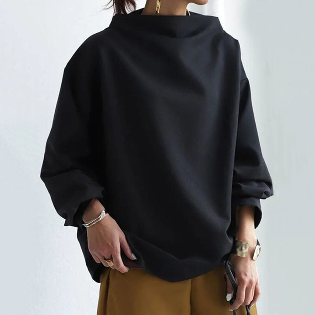 Gabriella™ – Chic High Neck Pullover