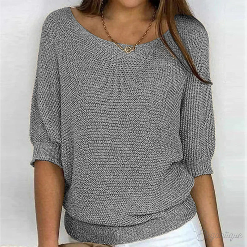 Hollisia™ – Relaxed Knit Top